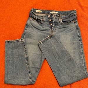🌈Levi's Wedgie 27" medium wash jeans🦋
